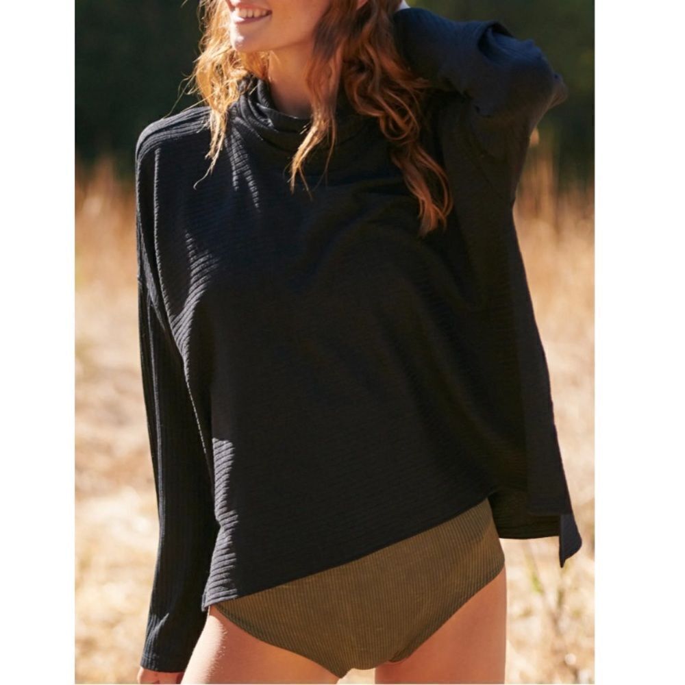 Fp Movement Can’t Handle This Turtleneck Top Xs - image 1